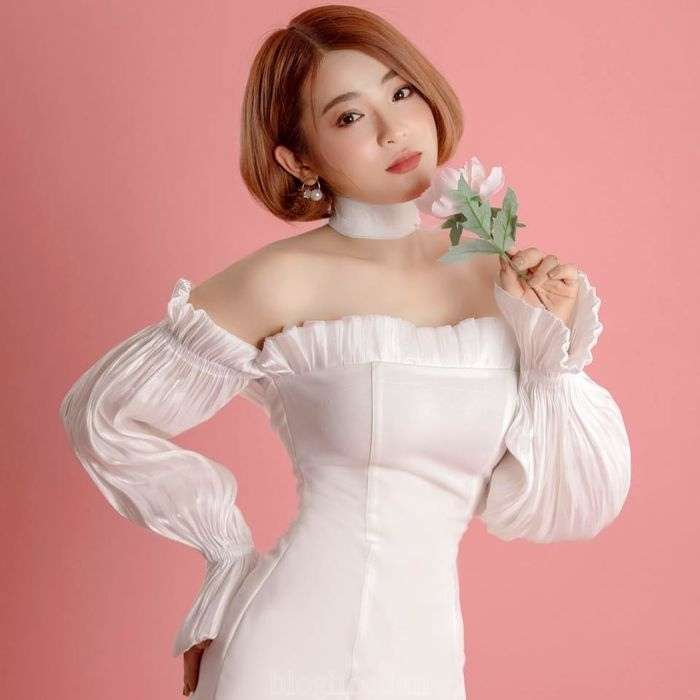 Ca Sĩ Bảo Yến Rosie